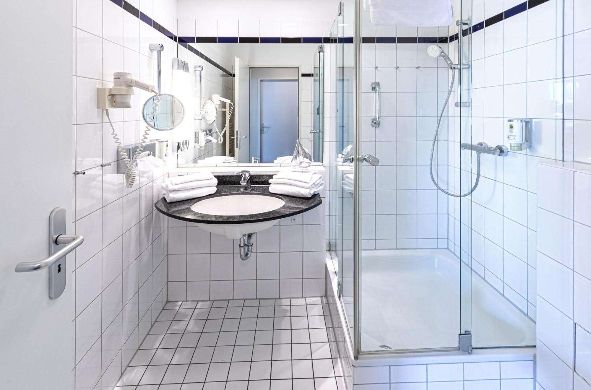Toni'S Room An Der Seebruecke 징스트 외부 사진